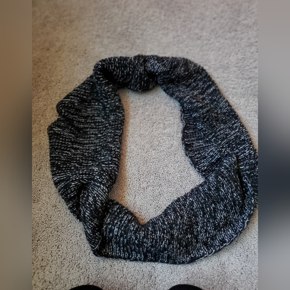 Cozy Black and White Knit Infinity Scarf